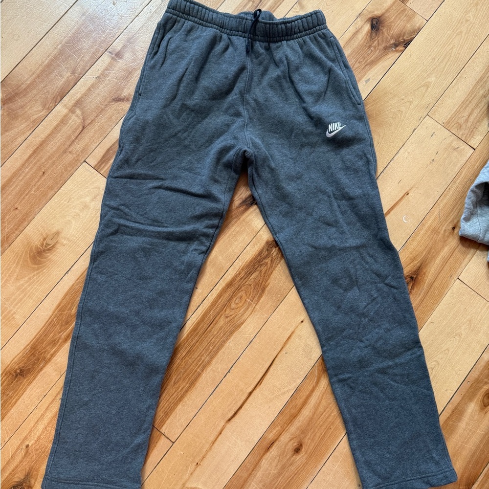 Lot of 6 Men’s Size Medium Athletic Pants Nike & Adidas - Picture 6 of 13